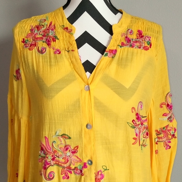 Yellow XL Boho Style Top - Picture 5 of 9